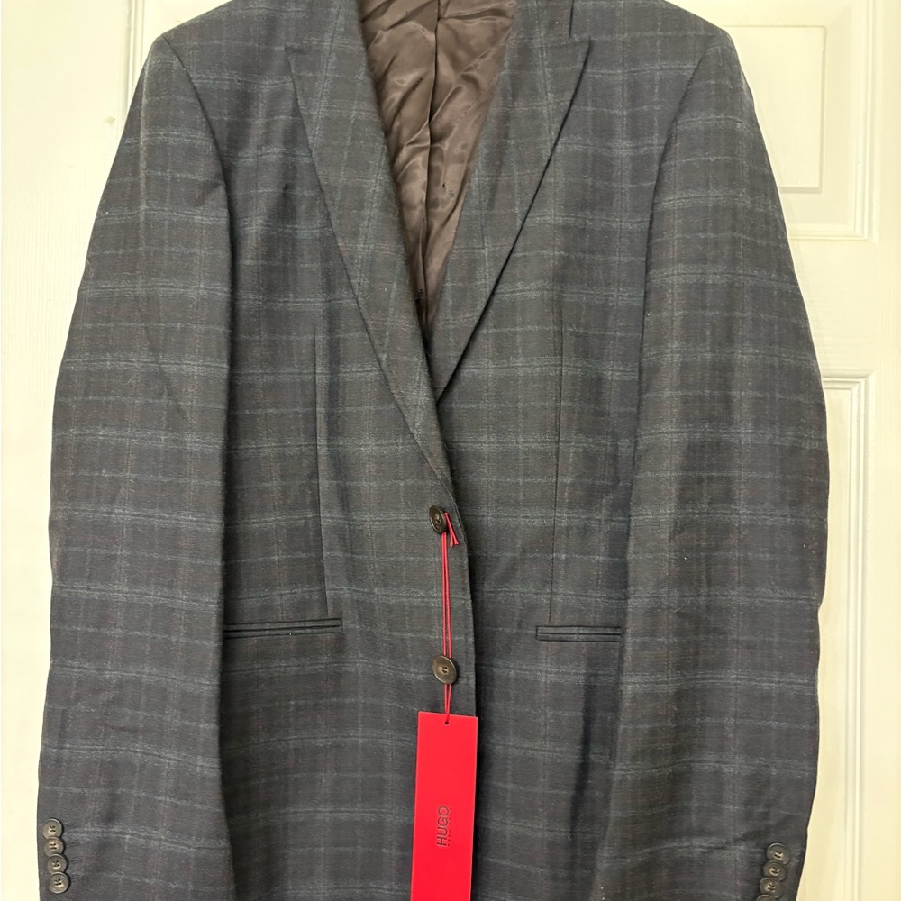 Hugo Boss Vibrant Red Label